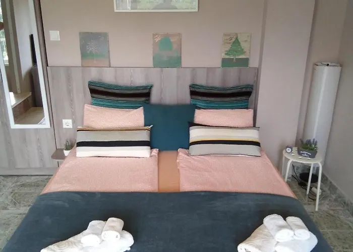 Apartments Primorsko Апартаменты *